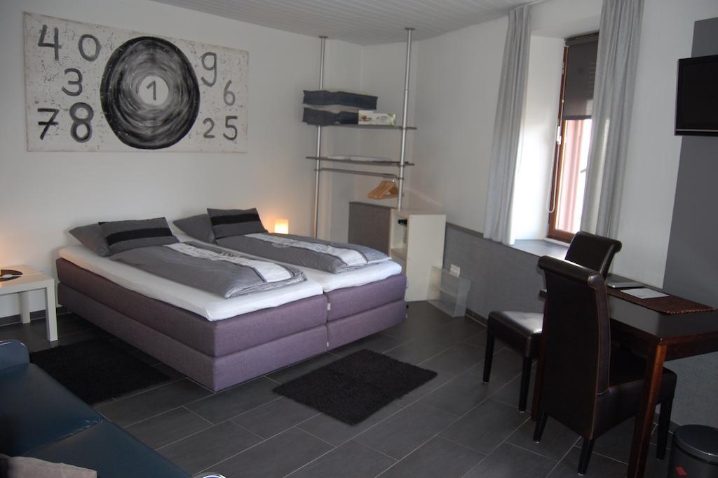 Hotel Brasserie Typisch Kell am See 部屋 写真